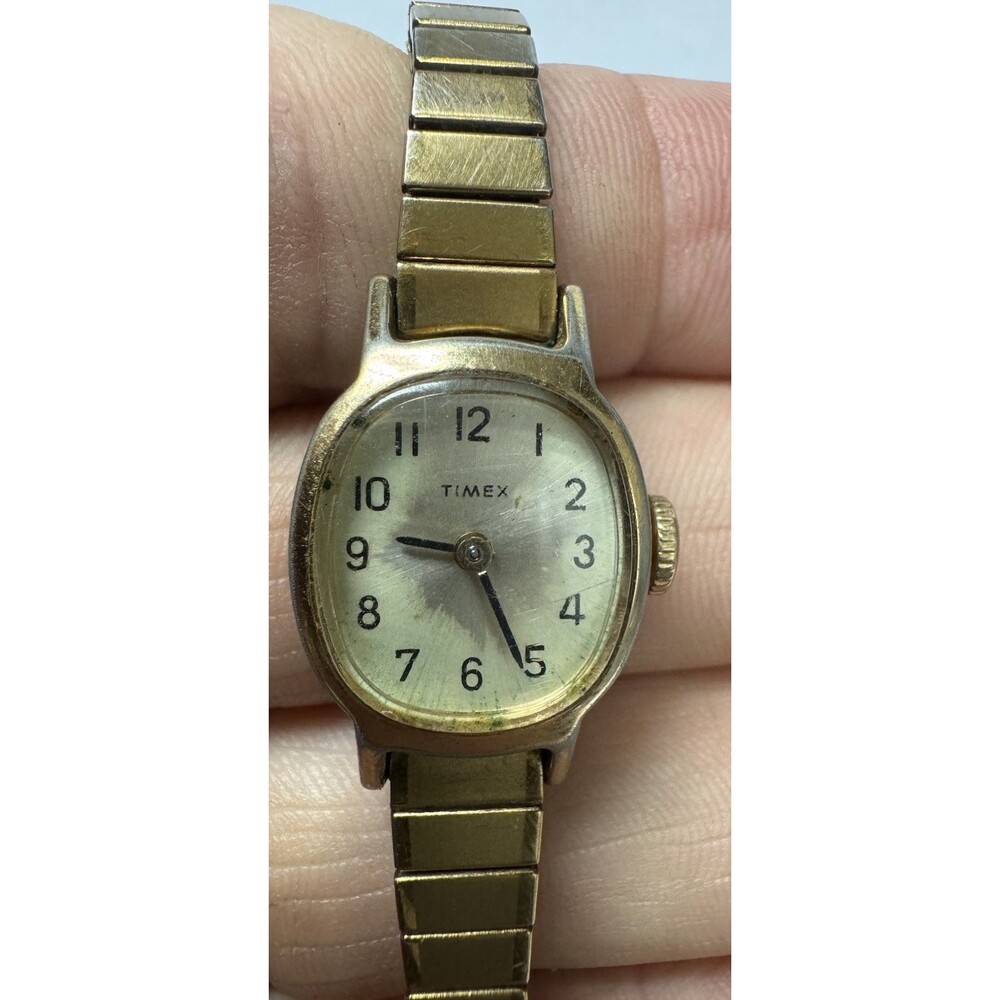 Timex Women’s Watch Stretchy Band Gold Tone Non-Working For Parts